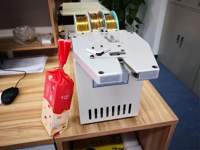 Máquina de amarração manual