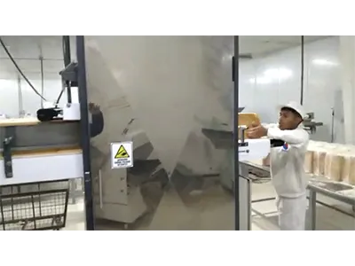 Fatiadeira de pão de forma